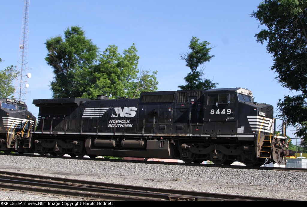 NS 8449